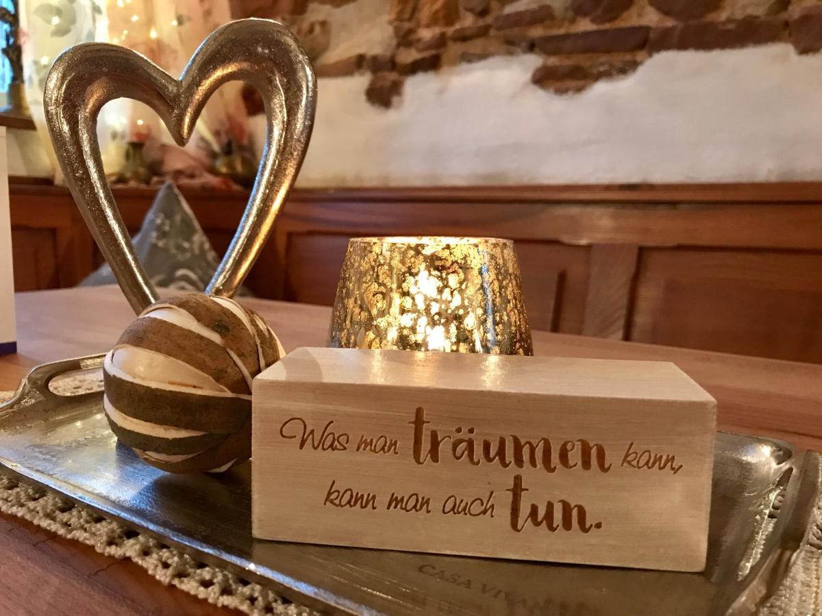 Landgasthaus "Zum Engel" Neuleiningen Esterno foto