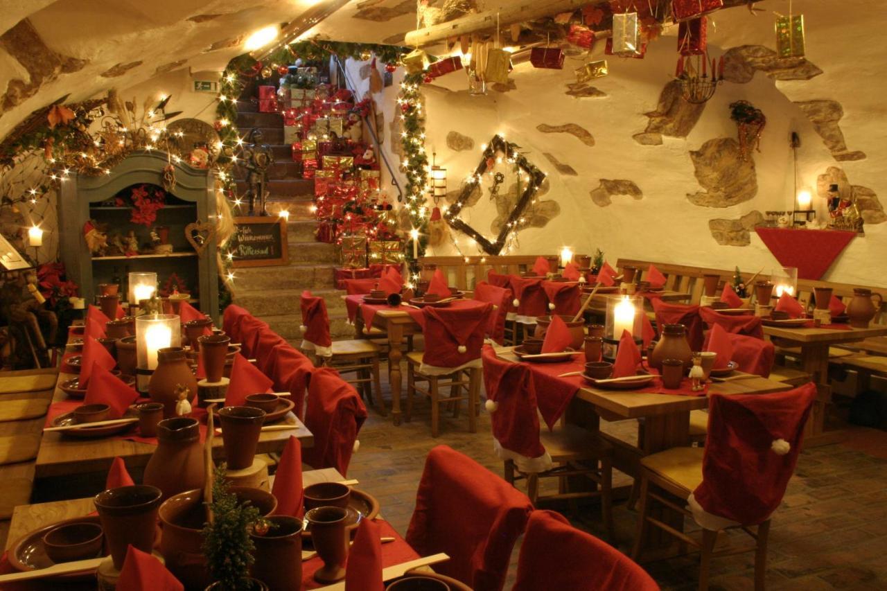 Landgasthaus "Zum Engel" Neuleiningen Esterno foto